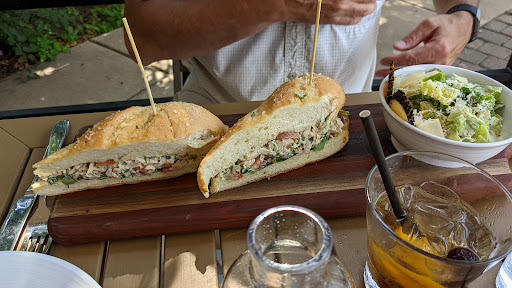 American Restaurant «Pinstripes», reviews and photos, 3849 Gallagher Dr, Edina, MN 55435, USA