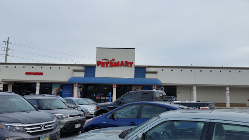 Pet Supply Store «PetSmart», reviews and photos, 1521 Golden Gate Plaza, Mayfield Heights, OH 44124, USA