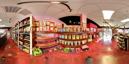 Pet Store «Woof Gang Bakery & Grooming - Wilmington, NC», reviews and photos, 1930 Eastwood Rd #108, Wilmington, NC 28403, USA