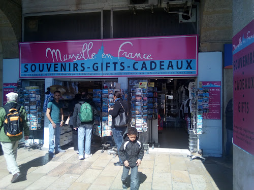 Magasin Marseille En France Souvenirs-Gifts-Cadeaux Marseille