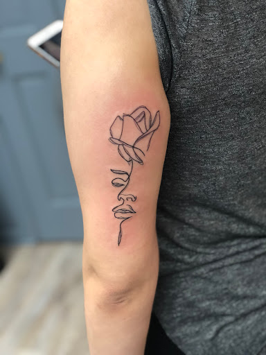 Tattoo Shop «Full Moon Tattoo», reviews and photos, 98 Lockwood Ave, Yonkers, NY 10701, USA