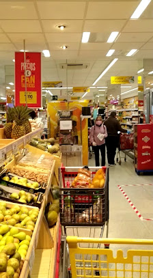 Supermercado Ahorramas C. del Párroco Julio Morate, 3 - 5, Arganzuela, 28045 Madrid, España