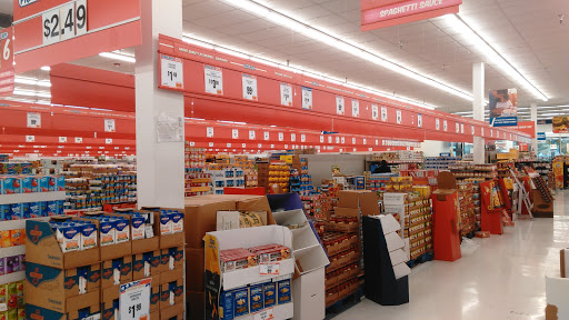 Shopping Mall «Penn Station Shopping Center», reviews and photos, 5600 Silver Hill Rd, District Heights, MD 20747, USA