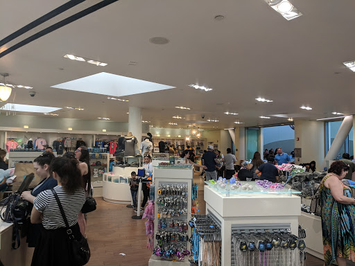 Gift Shop «Pacific Collections Gift Shop», reviews and photos, 100 Aquarium Way, Long Beach, CA 90802, USA