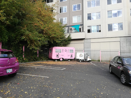 Donut Shop «Voodoo Doughnut Too», reviews and photos, 1501 NE Davis St, Portland, OR 97232, USA