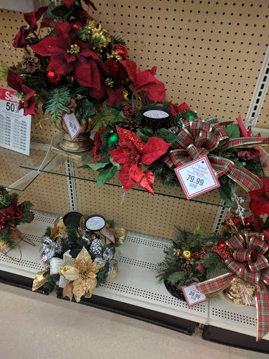 Craft Store «Michaels», reviews and photos, 701 N Milwaukee Ave #208, Vernon Hills, IL 60061, USA