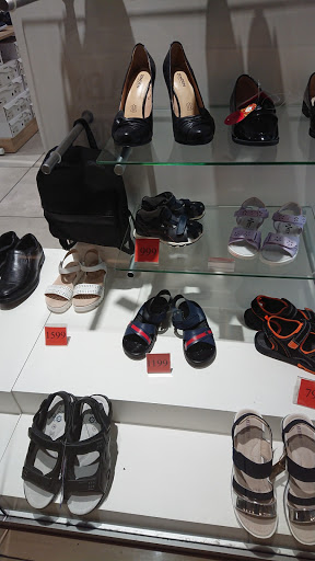 магазины, где можно купить женские туфли на каблуках Москва