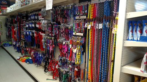 Pet Supply Store «Market Place Pet Supplies», reviews and photos, 7200 Dixie Hwy, Village of Clarkston, MI 48346, USA