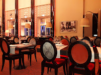 Atmosphère du Restaurant La Brasserie du Casino à Aix-les-Bains - n°19
