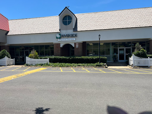 Shopping Mall «Williamsburg Crossing Shopping Center», reviews and photos, 5235 John Tyler Hwy, Williamsburg, VA 23185, USA