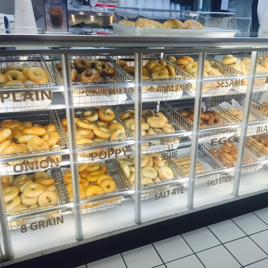 Bagel Emporium & Grille reviews