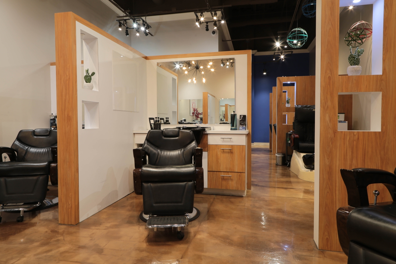 Refine Men's Salon | Hair salon in Scottsdale, AZ