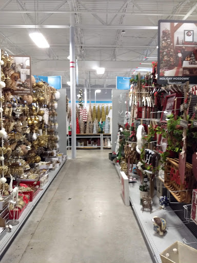 Home Goods Store «At Home», reviews and photos, 3700 S Campbell Ave, Springfield, MO 65807, USA