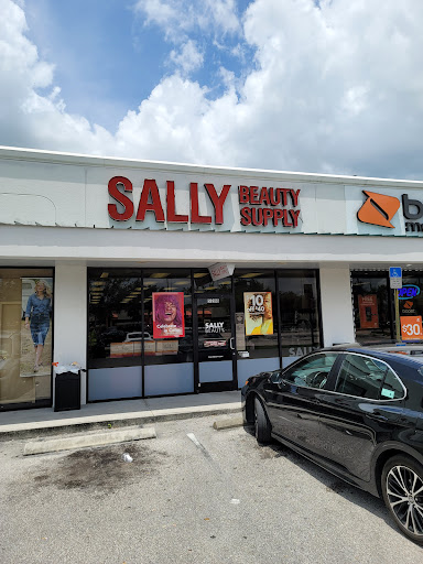 Sally Beauty, 5208 Okeechobee Rd, Fort Pierce, FL 34947, USA, 