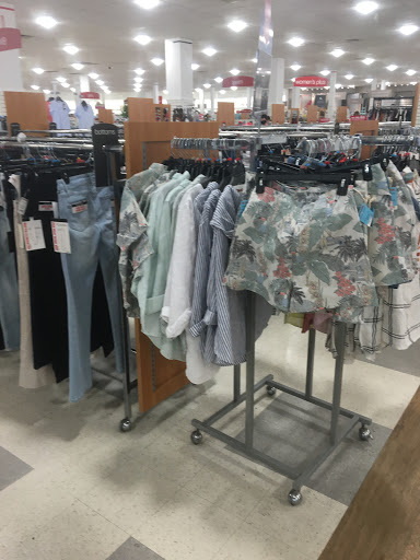 Department Store «HomeGoods», reviews and photos, 25959 Lorain Rd, North Olmsted, OH 44070, USA