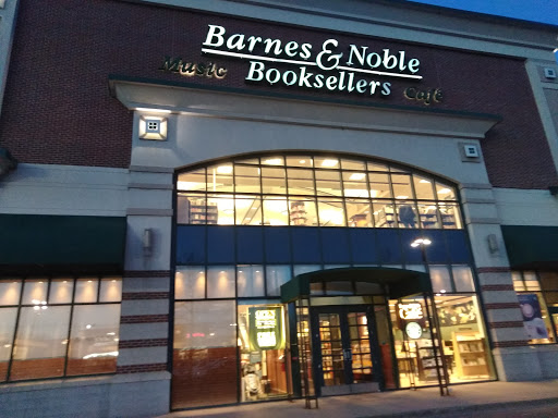 Book Store «Barnes & Noble», reviews and photos, 7 Holyoke St, Holyoke, MA 01040, USA