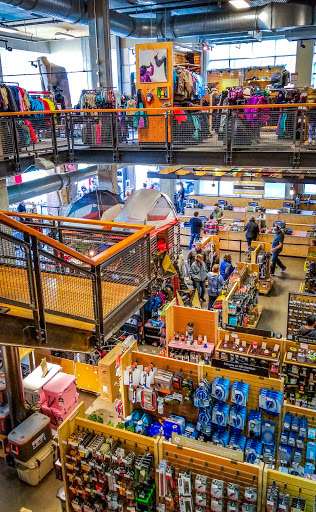 Camping Store «REI», reviews and photos, 1405 NW Johnson St, Portland, OR 97209, USA