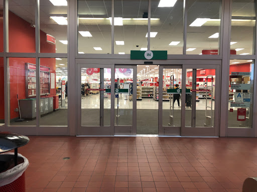 Department Store «Target», reviews and photos, 809 N Azusa Ave, Azusa, CA 91702, USA