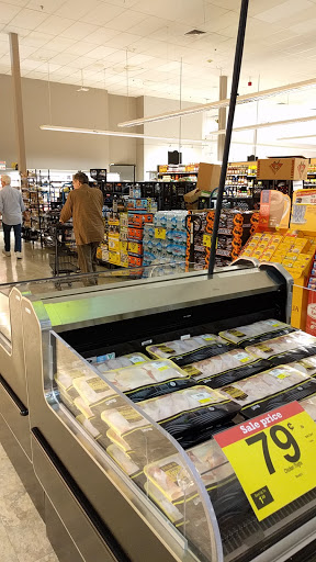 Grocery Store «Metro Market», reviews and photos, 1123 N Van Buren St, Milwaukee, WI 53202, USA