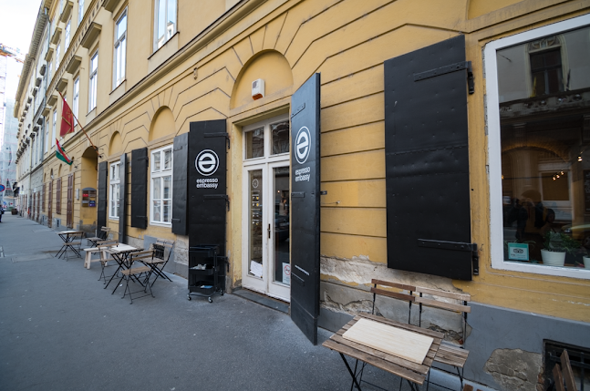 Értékelések erről a helyről: Espresso Embassy, Budapest - Kávézó