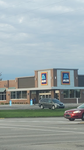 Supermarket «ALDI», reviews and photos, 8640 W 135th St, Overland Park, KS 66223, USA