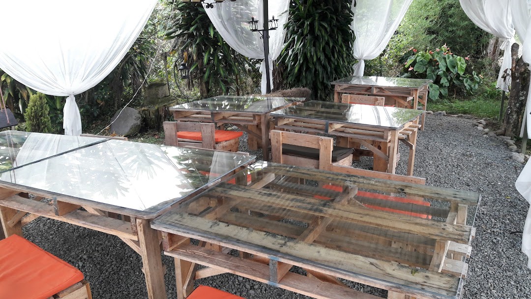 Pedraza Coffee Lounge