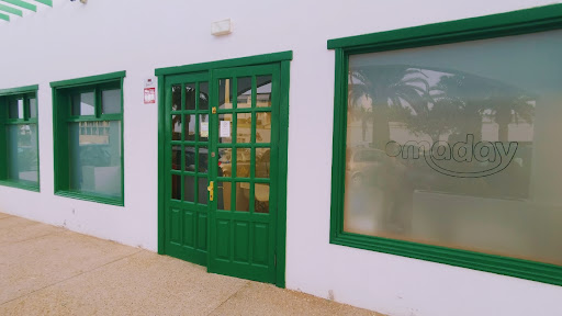 Maday - Centro de Desarrollo infanto-Juvenil en Costa Teguise, Las Palmas