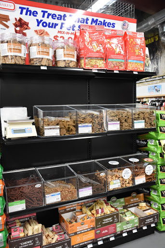 Pet Supply Store «PetSakes», reviews and photos, 1575 E Euclid Ave, Des Moines, IA 50316, USA