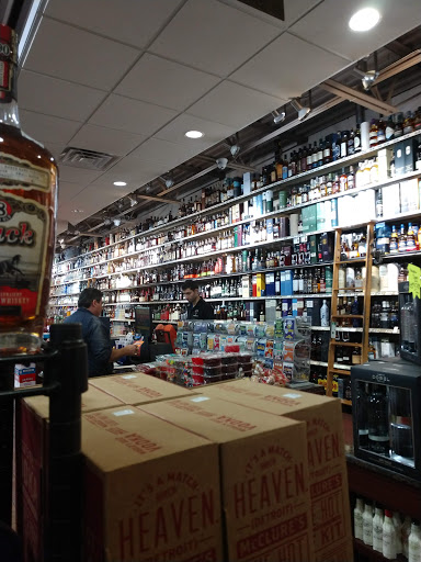 Liquor Store «Wine Palace», reviews and photos, 13971 Middlebelt Rd, Livonia, MI 48154, USA