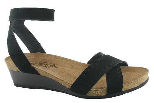 Shoe Store «Mast Shoes Ann Arbor», reviews and photos, 2517 Jackson Ave, Ann Arbor, MI 48103, USA