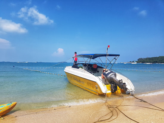 Noi Na Beach