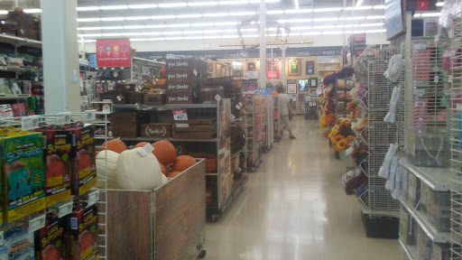 Craft Store «Michaels», reviews and photos, 7000 John Davis Dr, Frankfort, KY 40601, USA