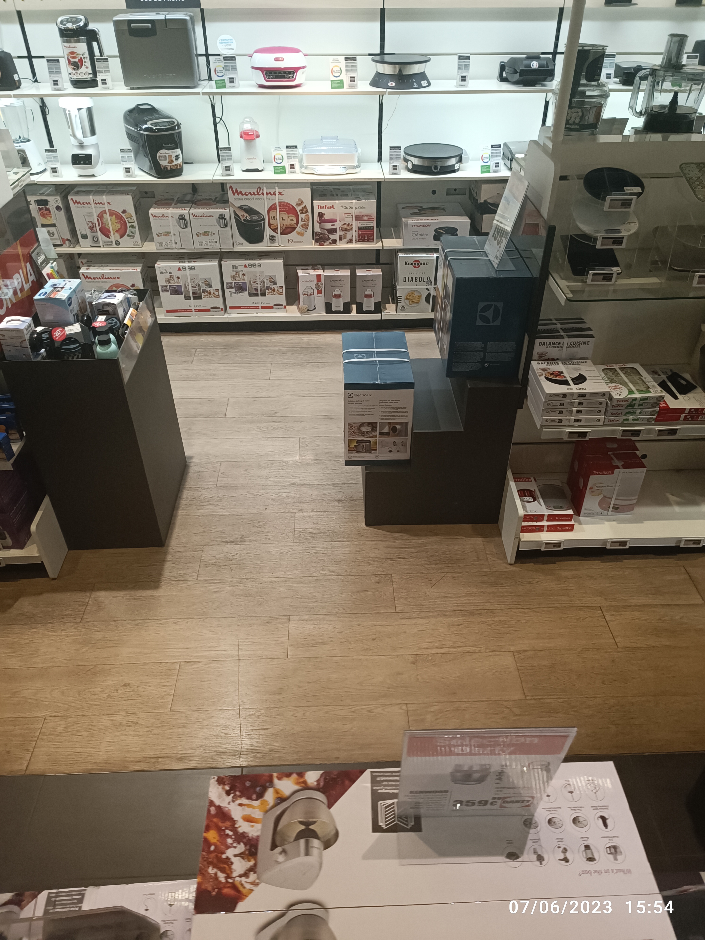 Photo n° 15 de l'avis de C... fait le 22/02/2018 à 02:39