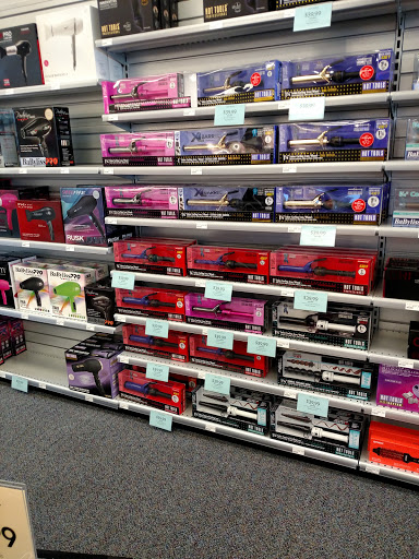 Beauty Salon «Beauty Brands», reviews and photos, 6659 Edwardsville Crossing Dr, Edwardsville, IL 62025, USA