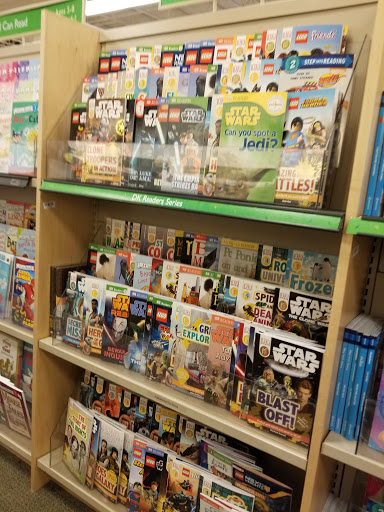 Book Store «Barnes & Noble Booksellers El Paso/Fountains at Farah», reviews and photos, 8889 Gateway Blvd W #120, El Paso, TX 79925, USA