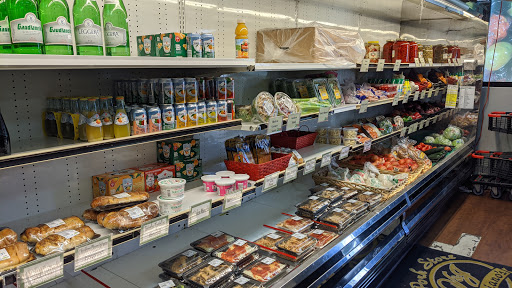 Produce Market «V & J Soriano», reviews and photos, 150 Greaves Ln, Staten Island, NY 10308, USA
