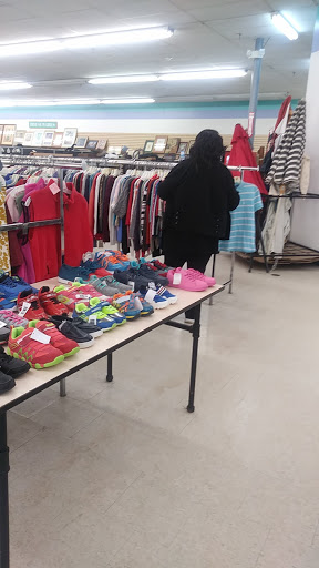 Thrift Store «Value Village Thrift Store», reviews and photos, 4451 Central Ave, Charlotte, NC 28205, USA