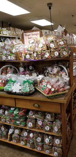 Gourmet Grocery Store «Fruit Center Marketplace», reviews and photos, 10 Bassett St, Milton, MA 02186, USA