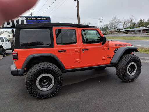 Car Dealer «Dealers Trade Outlet», reviews and photos, 16327 Lee Hwy, Gainesville, VA 20155, USA