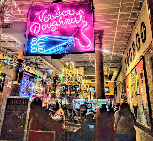 Donut Shop «Voodoo Doughnut», reviews and photos, 212 E 6th St, Austin, TX 78701, USA