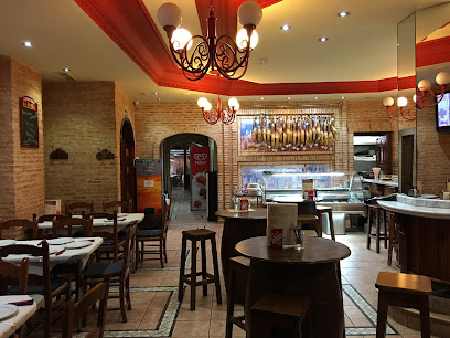 Bar & Restaurant La Más Fría - Edificio Acqua, Locales, Av. del Mediterráneo, 1-2, 29670 Marbella, Málaga, Spain