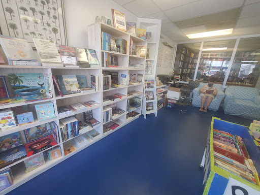 Book Store «Island Book Shop», reviews and photos, 100 N Lake Park Blvd, Carolina Beach, NC 28428, USA