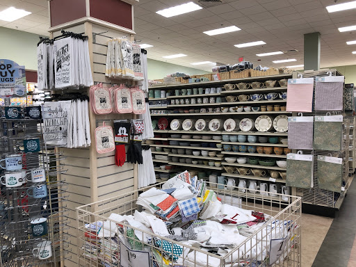 Home Goods Store «Christmas Tree Shops», reviews and photos, 365 US-206, Bridgewater, NJ 08807, USA