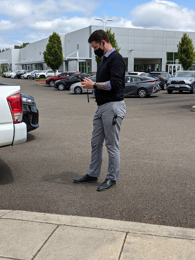 Toyota Dealer «Toyota of Corvallis», reviews and photos, 800 NW 5th St, Corvallis, OR 97330, USA