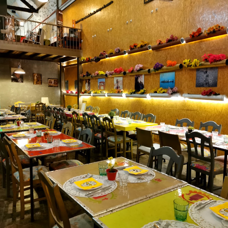 El Bulo Social Club by Chakall