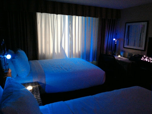 Holiday Inn & Suites Anaheim (1 BlkDisneyland), an IHG Hotel image