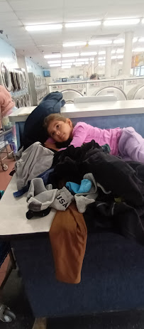 Rosecrans Laundromat - Lavanderia - Photo 6 - Car repair in Hawthorne, CA, Torrance