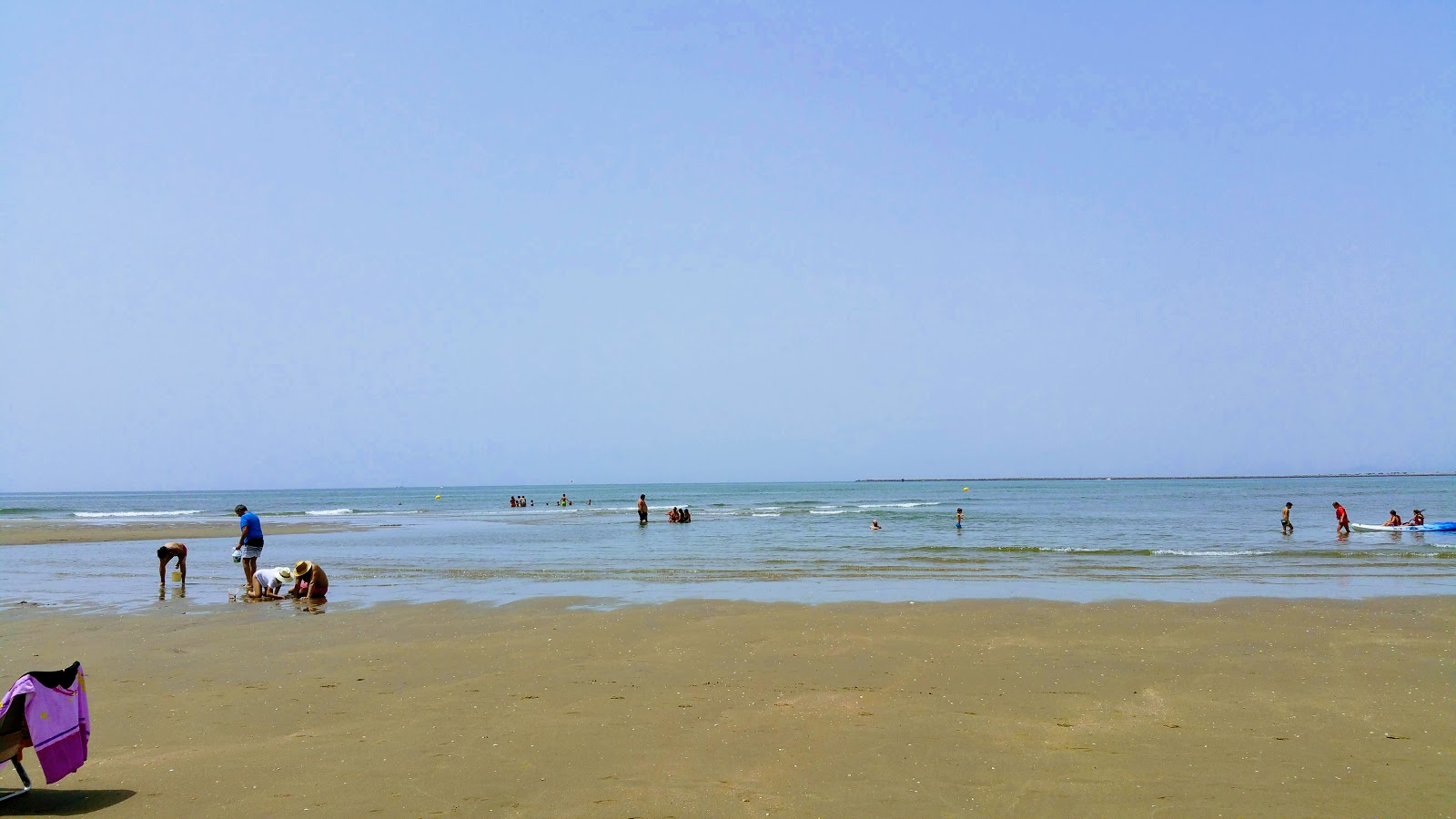 Photo of Playa la Bota located in natural area