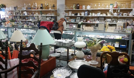 Thrift Store «Penny Wise Thrift Shop», reviews and photos, 57 Lancaster Ave, Ardmore, PA 19003, USA