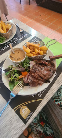 Steak du Restaurant français Auberge du Pont d'Arc à Vallon-Pont-d'Arc - n°6